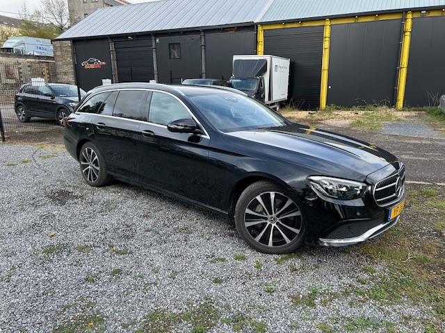 Mercedes E 300 DE