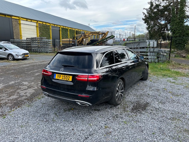 Mercedes E 300 DE