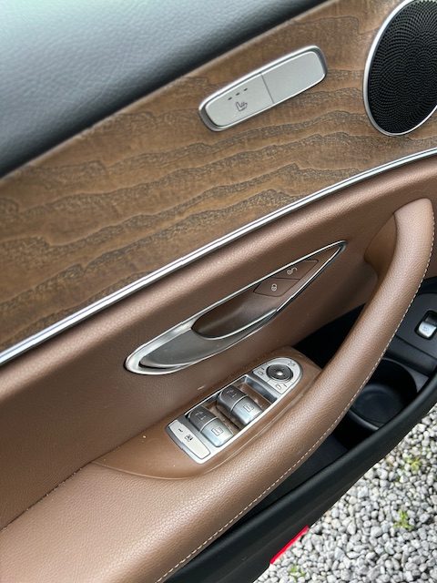 Mercedes E 300 DE
